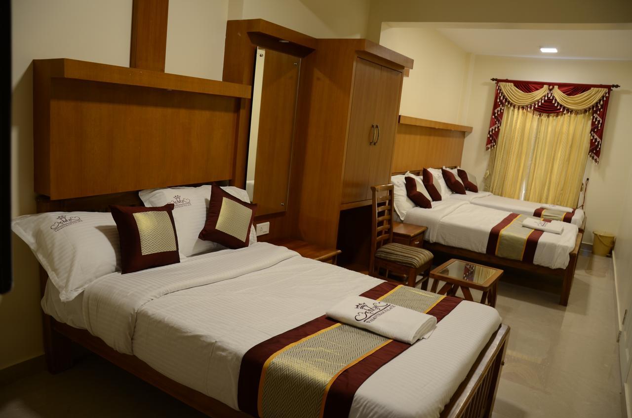 Hotel Vasantham Palace Ooty Exterior foto